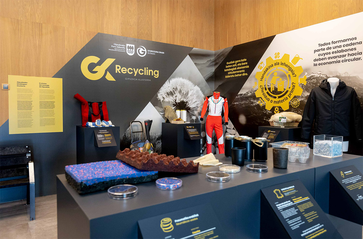 Exposición de empresas del clúster guipuzcoano del reciclaje (GK Recycling)